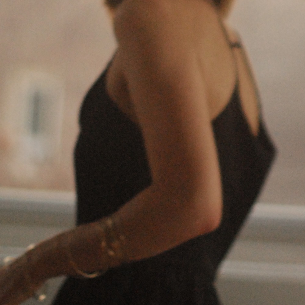 Meet your Posher, Olivia